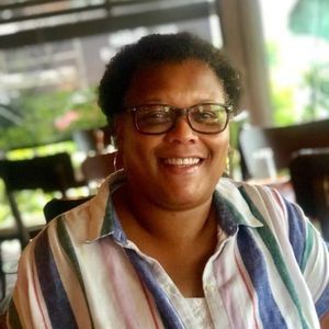 Meet your Posher, Joan